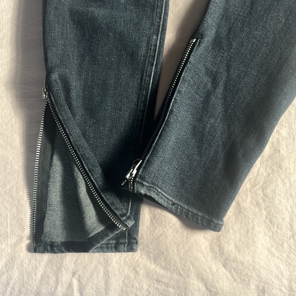 RAG & BONE Cate Mid-Rise Ankle Skinny with Side Zipper in “Abbey Road” - Picture 10 of 14